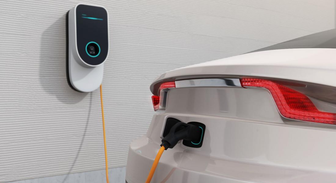 Med laddstolpar hemma laddar du din elbil snabbt och säkert. Charging Solutions erbjuder elbilsladdare för privatpersoner i Stockholm.